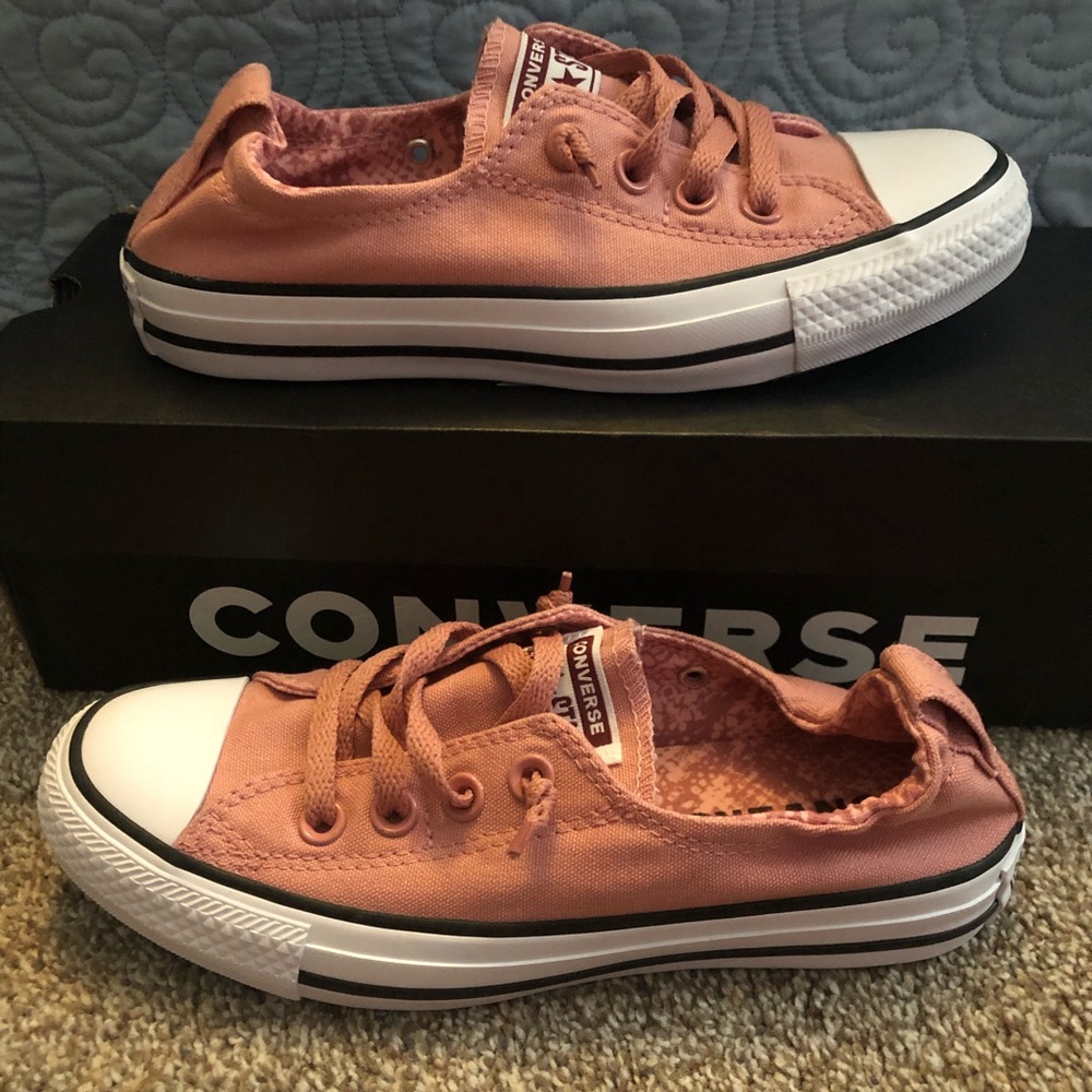 Converse shoreline brand new in the box never worn